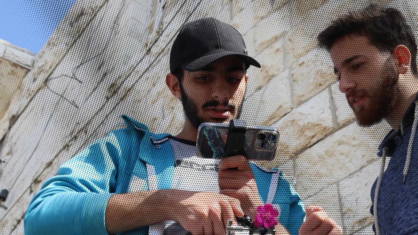 كواليس وسيطكم